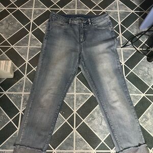 Joseph Ribkoff Light Blue Denim Pants bit longer than capris .